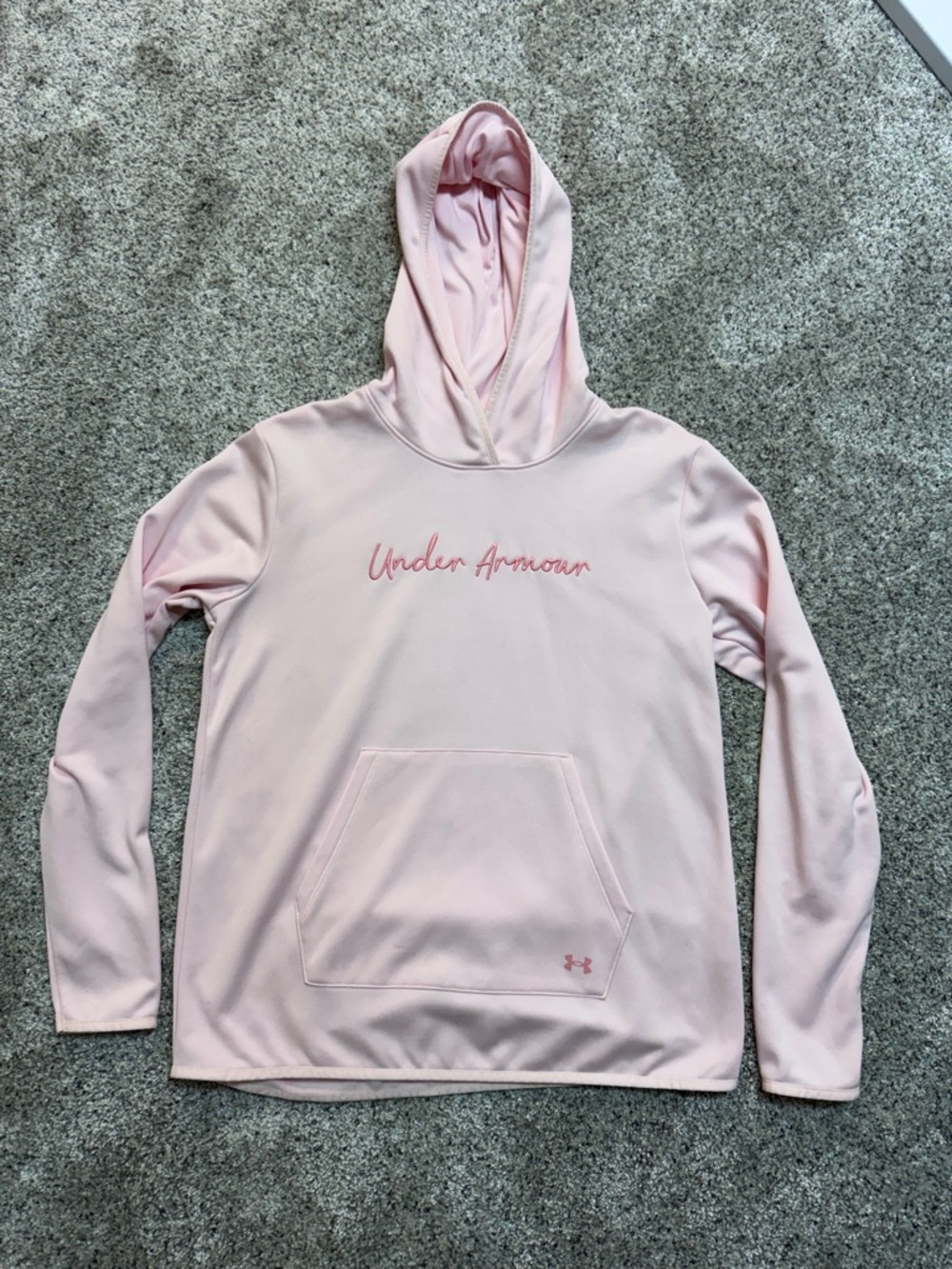 Under Armour Pink Logo Fleece Pullover Hoodie Women’s M Loose Pockets